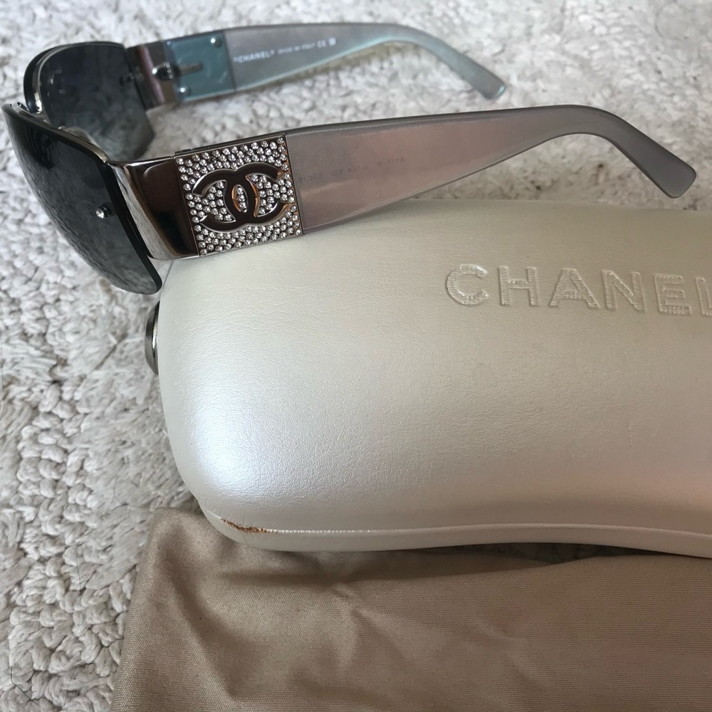 Chanel authentic sunglasses
